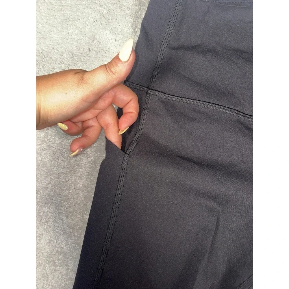 Lululemon Women's Speed Up Crop *21